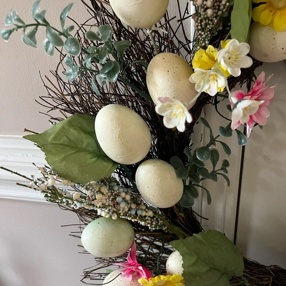 Spring Floral Egg Wreath - Multicolor